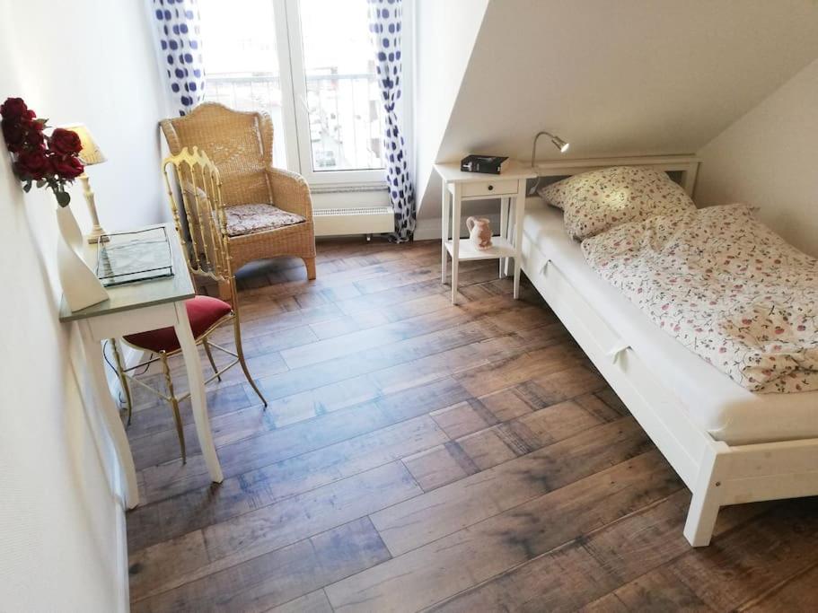 Appartement Penthousewohnung 126 Qm Innenstadt+ Dachterrasse
