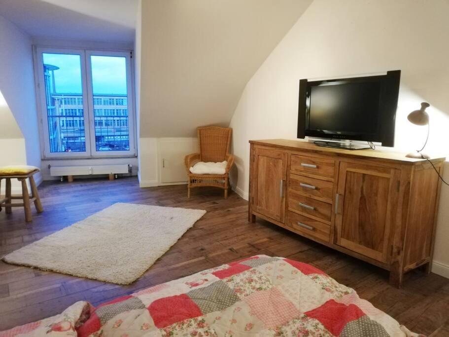 Appartement Penthousewohnung 126 Qm Innenstadt+ Dachterrasse BRE